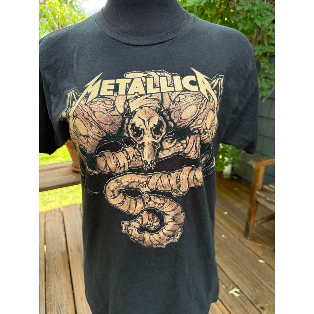 Metallica Wherever I May Roam Heavy Metal Band Graphic T-Shirt Black Small